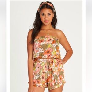 Billabong Floral Romper - size medium